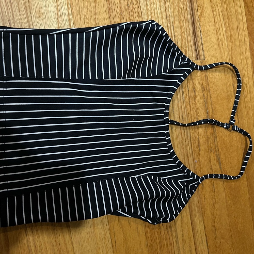 Victoria's Secret Black and White Fitted Sleeveless Camisole